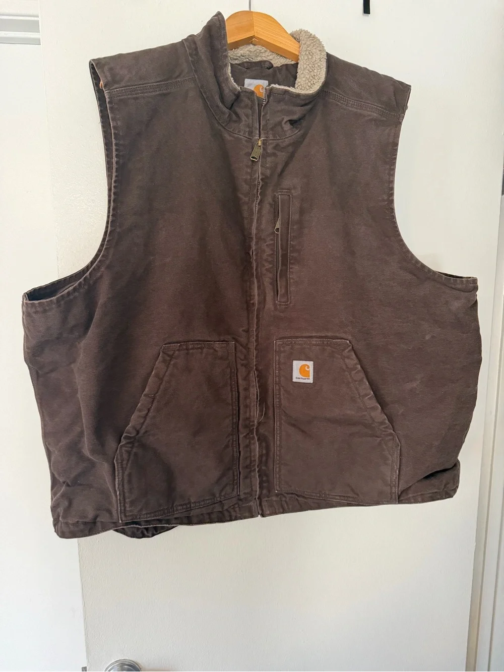 Carhartt Gray-Brown Sherpa-Lined Jacket with Logo Patch